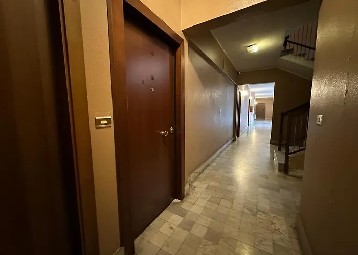 Golden לינה וארוחת בוקר 3*